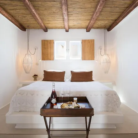Kallos Villas & Suites Naxos City Room photo