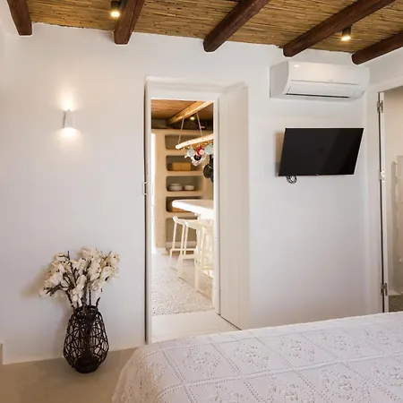 Kallos Villas & Suites Naxos City Room photo