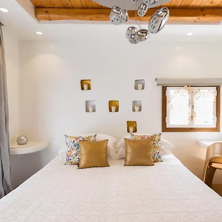 Kallos Villas & Suites Naxos City Room photo