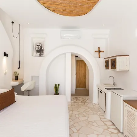 Kallos Villas & Suites Naxos City Room photo