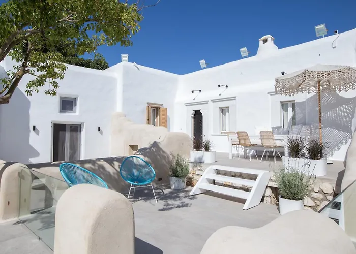 Kallos Villas & Suites