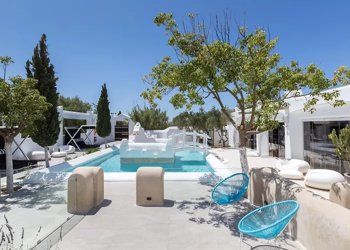 Kallos Villas & Suites