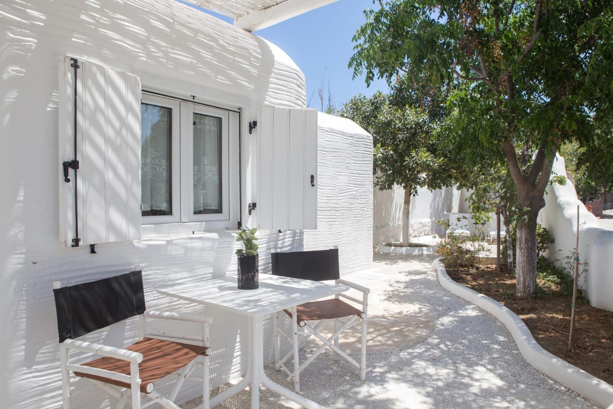 Kallos & Apartment Naxos City
