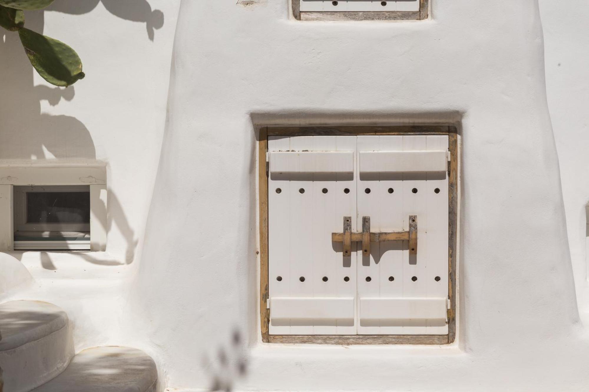 Kallos & Naxos City