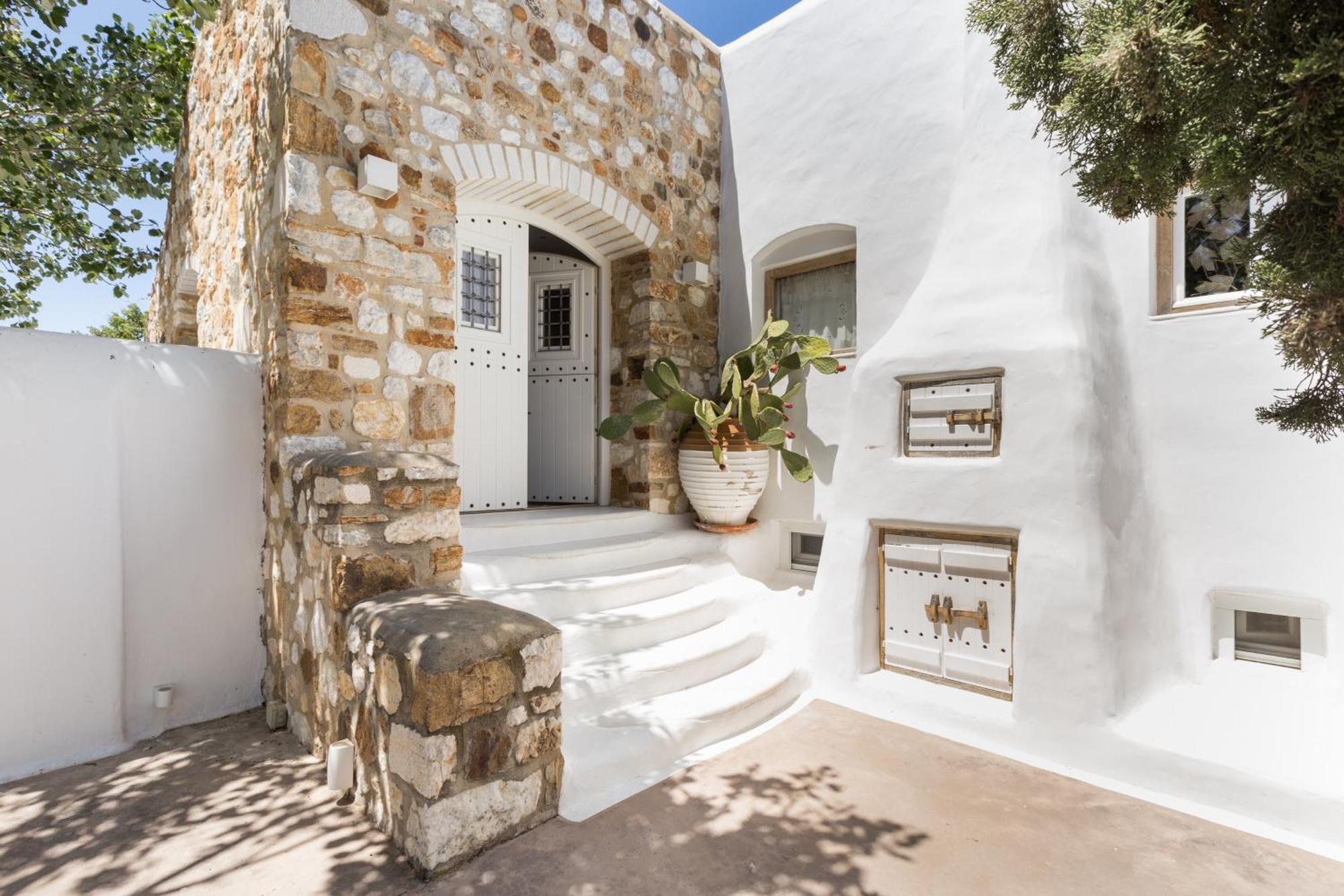 Apartment Kallos &