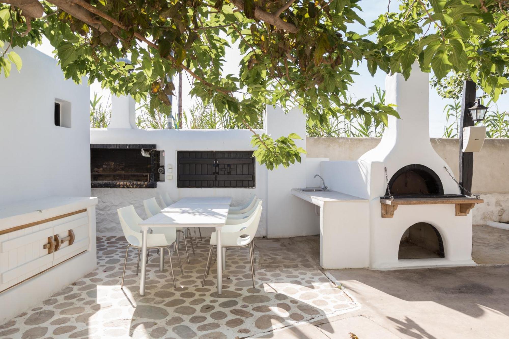 Kallos & Apartment Naxos City