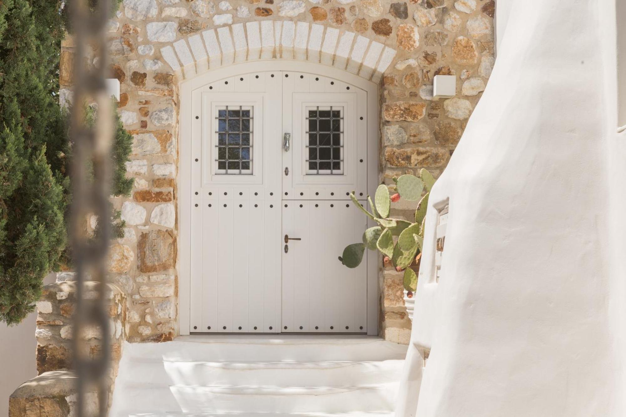 Kallos & Naxos City