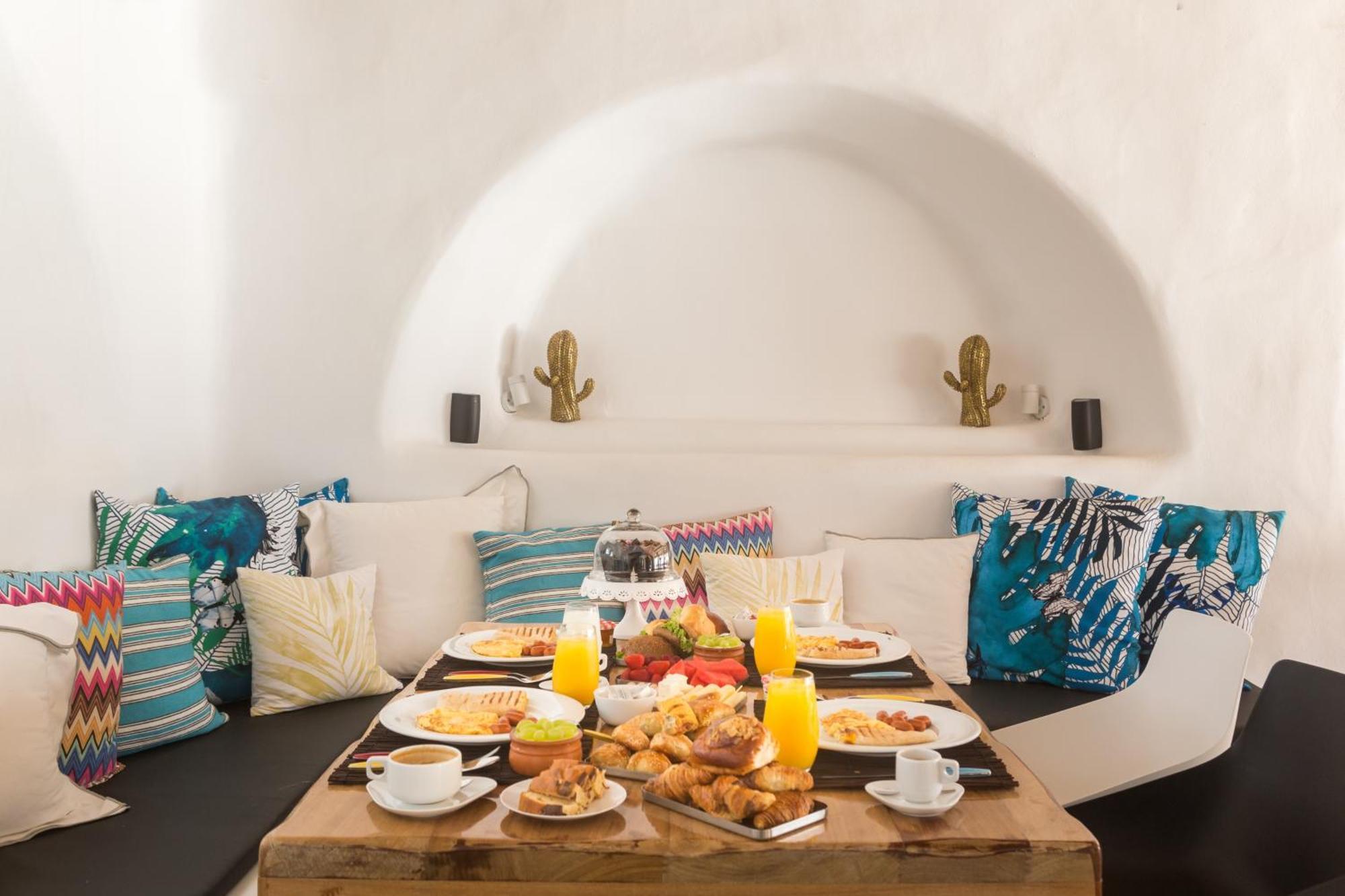 Kallos & * Naxos City