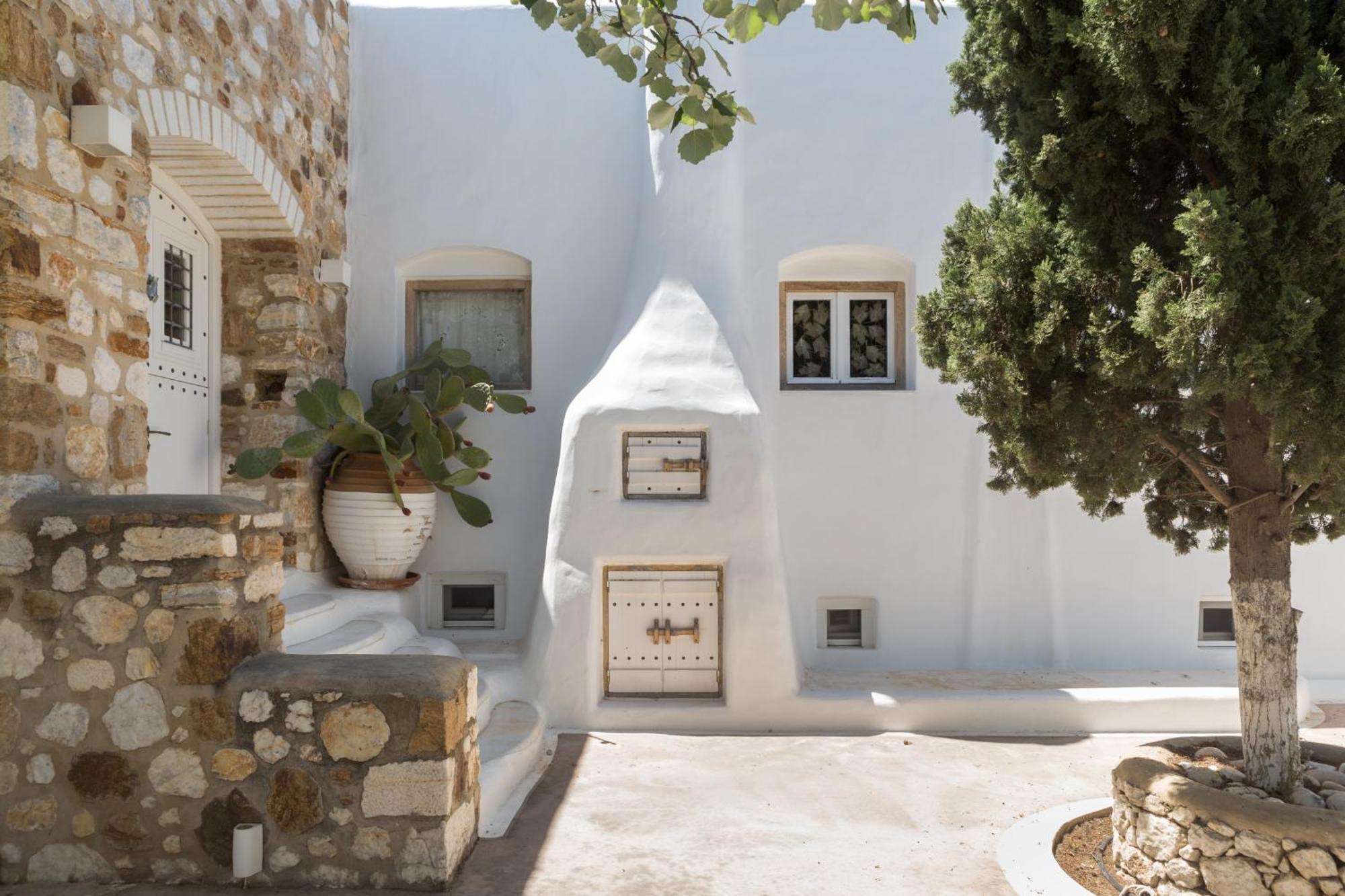 Apartment Kallos &